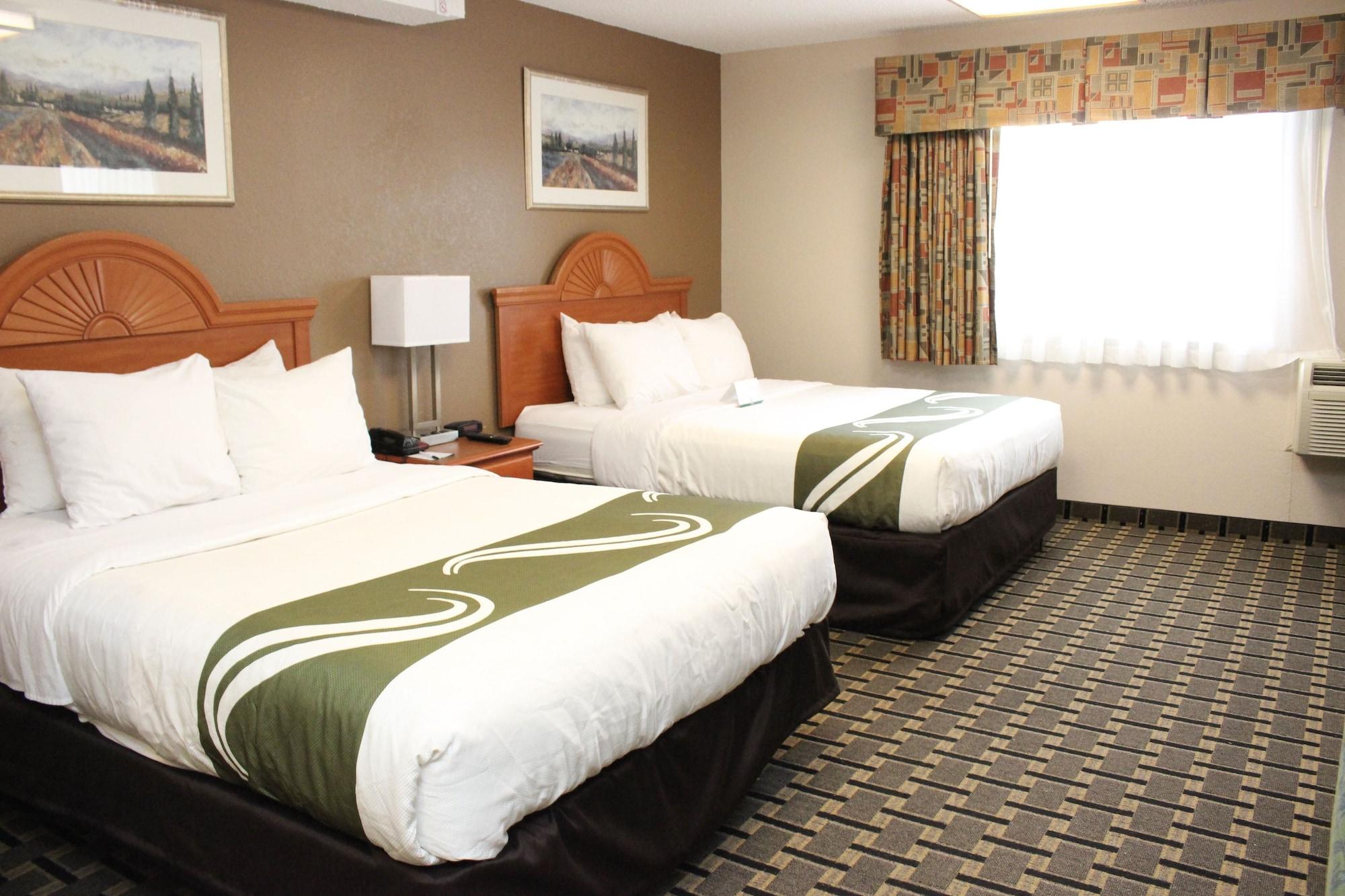Quality Inn & Suites Detroit Metro Airport Romulus Exteriör bild