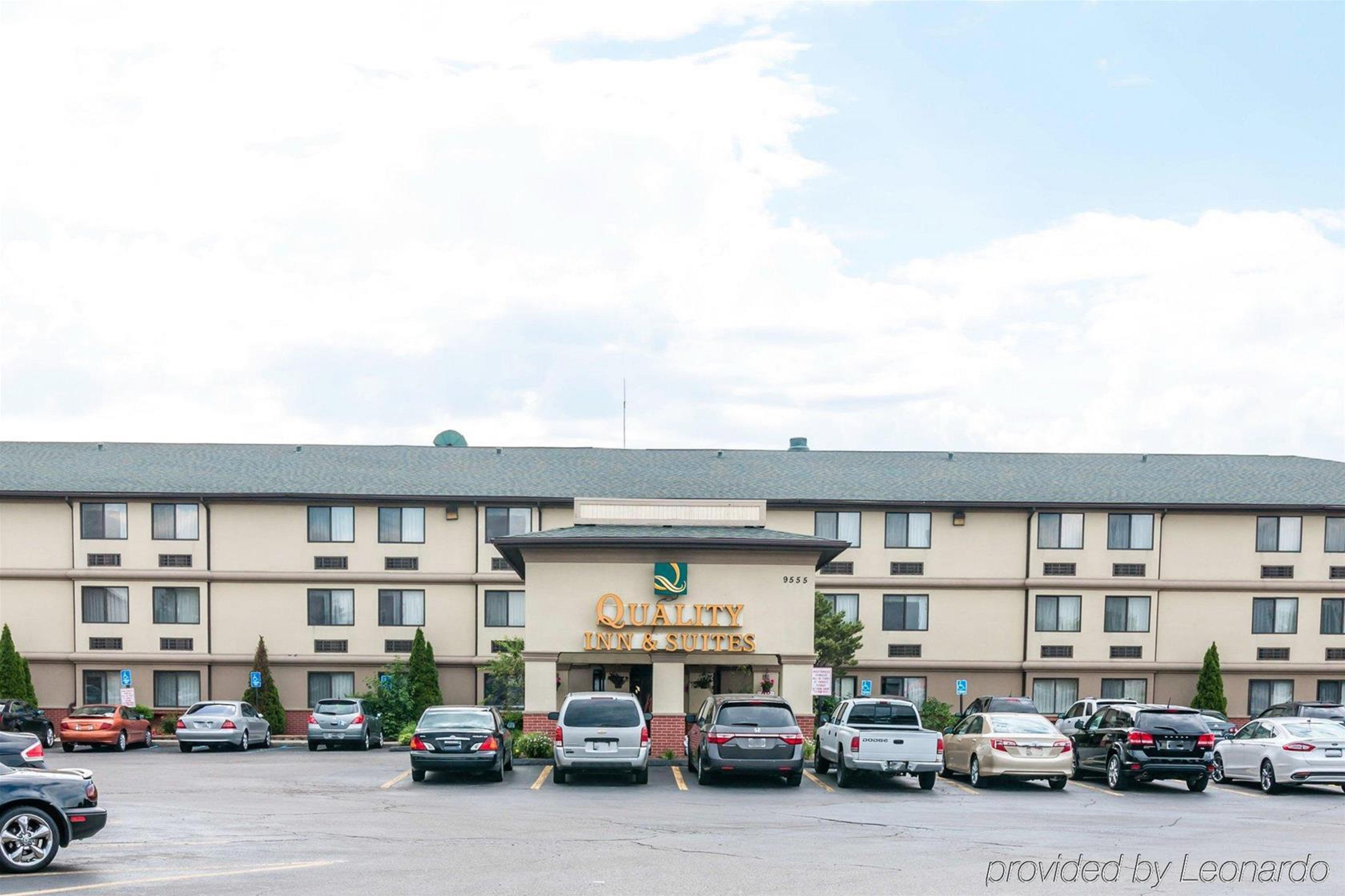 Quality Inn & Suites Detroit Metro Airport Romulus Exteriör bild